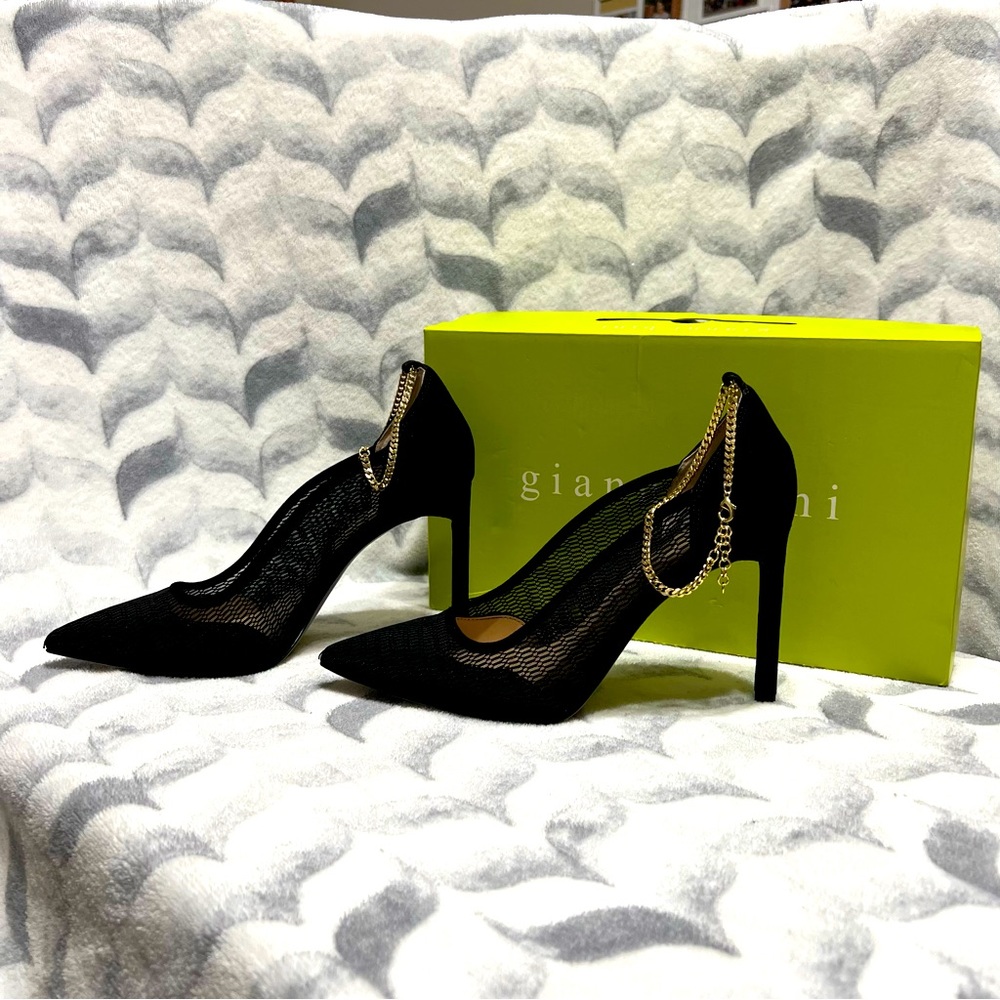 Gianni Bini chain anklet heels